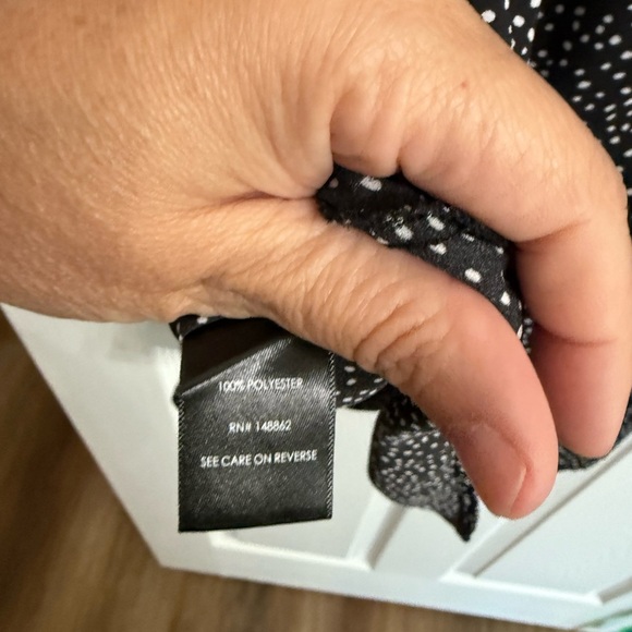 Torrid Georgette Pintuck Button-Front Blouse Top Shirt Black White Polka Dot L - Picture 8 of 8